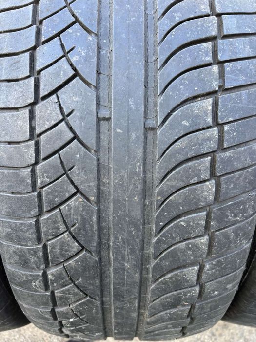 Michelin 275.40.r20