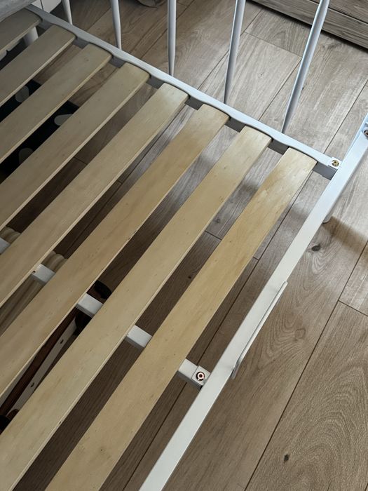 Łózko stelaż 90/200