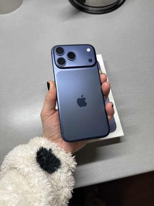 Iphone 17 Pro Max (256g)