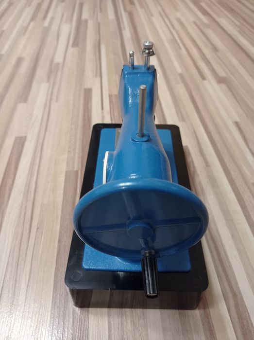 Maszyna do szycia mini PRL