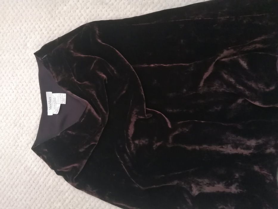 Оксамитова спідниця Max Mara розмір 40 у складі шовк