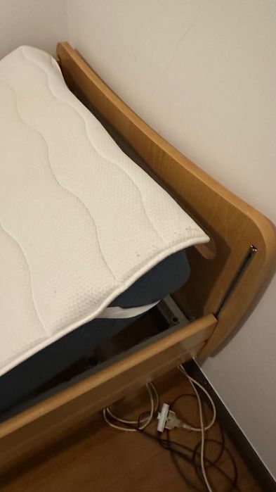 Cama articulada elétrica