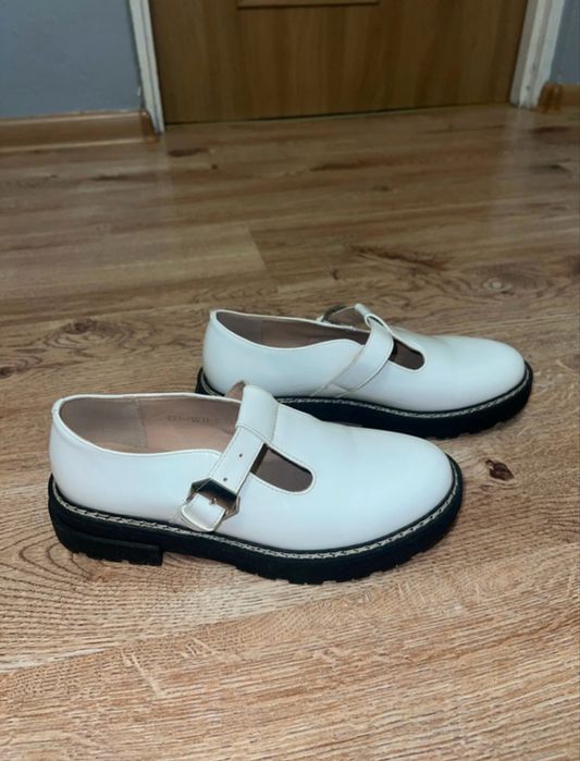 Damskie buty eleganckie