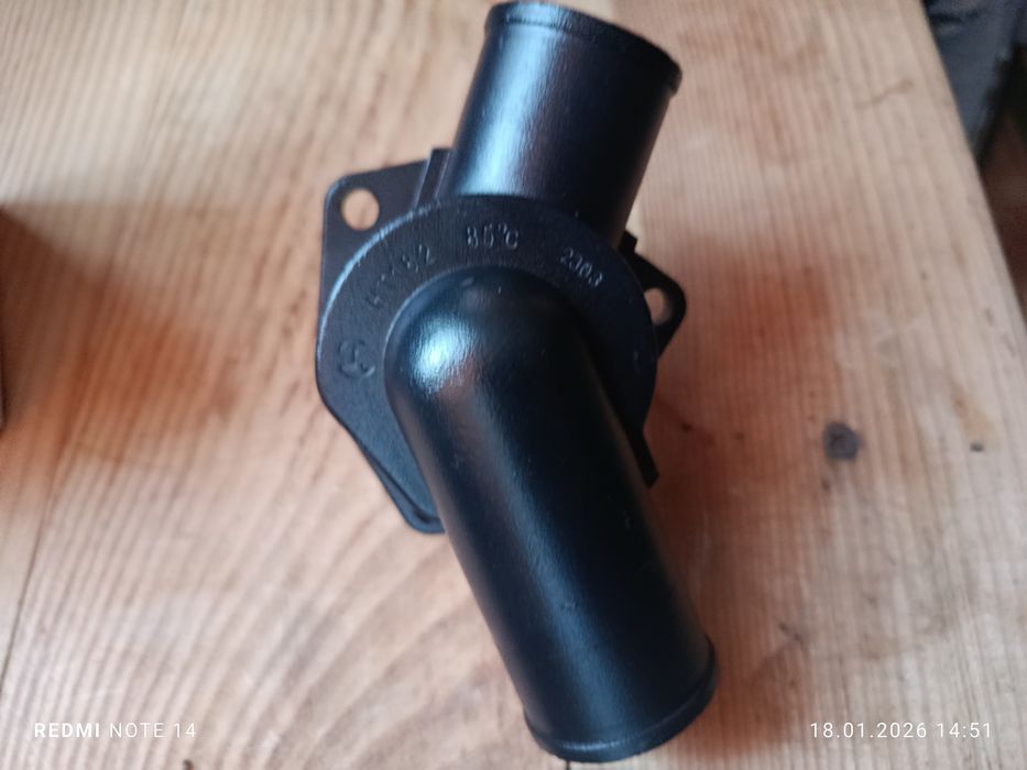 Термостат новый.Покупал на ваз.