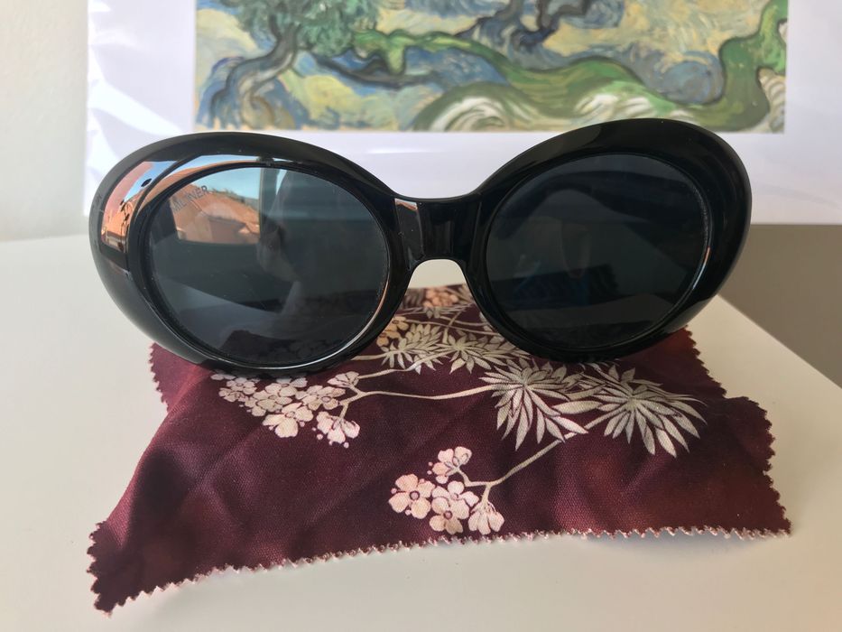 Óculos pretos Millner