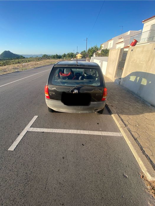 Quero vender um Opel corsa