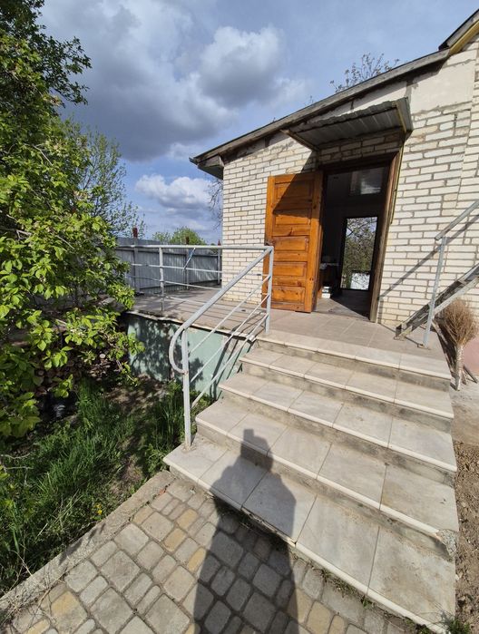 Продам чудовий будинок