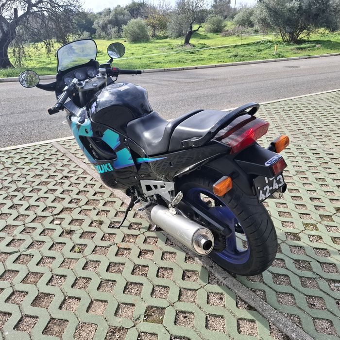 Suzuki gsxf 600 nacional