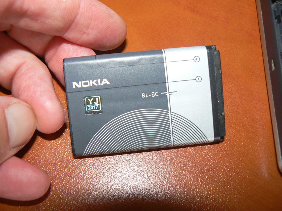 Телефон CDMA Nokia 6235i