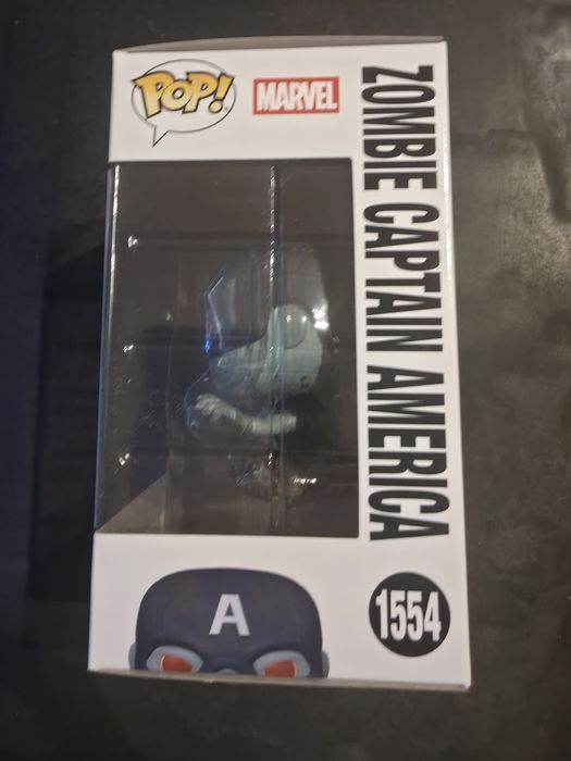 Marvel Funko Pop! Zombie Captain America (Rising from Ground)