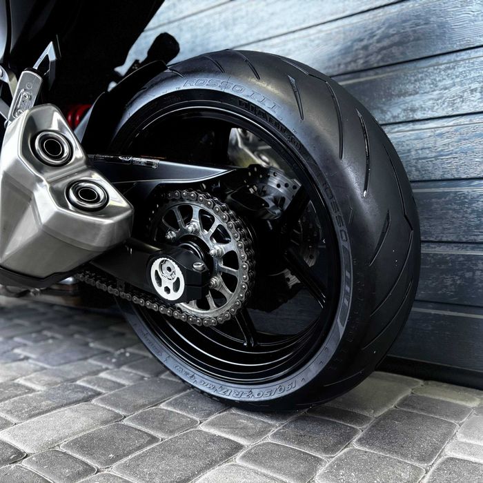 Продам мотоцикл Kawasaki Ninja 1000 (7469)