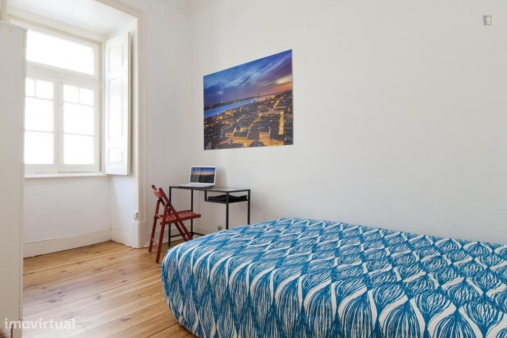 Quarto - localizado em Arroios Lisbon