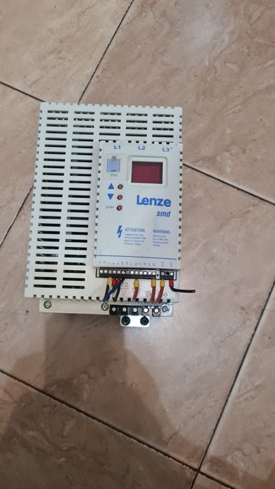 Falownik LENZE 7.5 kw