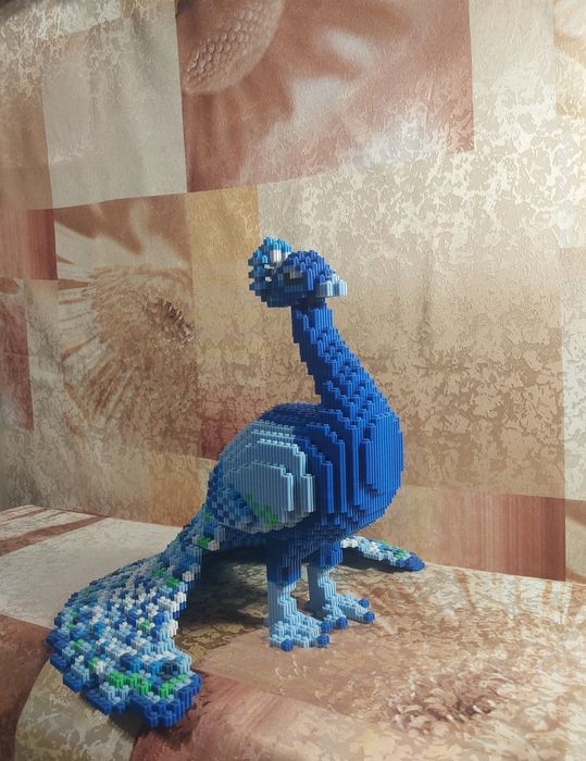 Конструктор  Павич з мікроблоків (Bearbrick)