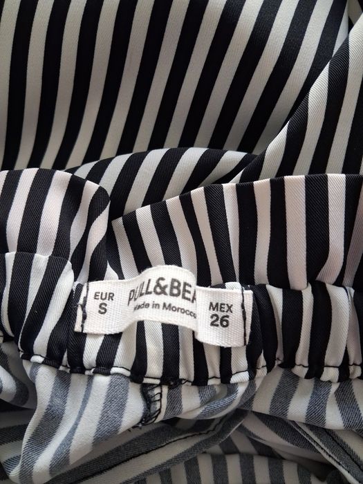 Calças como novas de vários estilos e marcas.