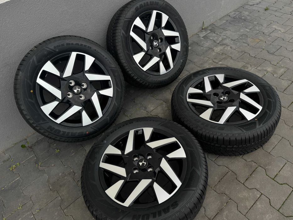 DS 3 II DS 3  koła zimowe 215/60R17 TRACMAX NOWE Oryginalne