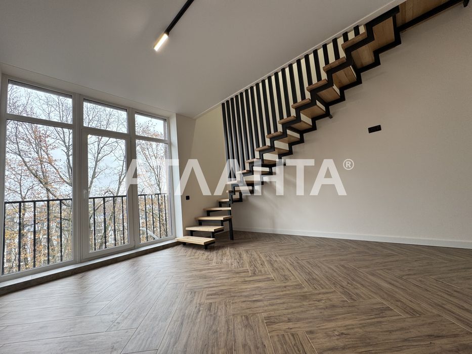 Дворівнева квартира район Кварцу