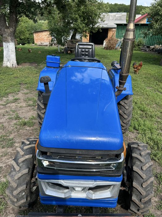 Продам мінітрактор 4х4