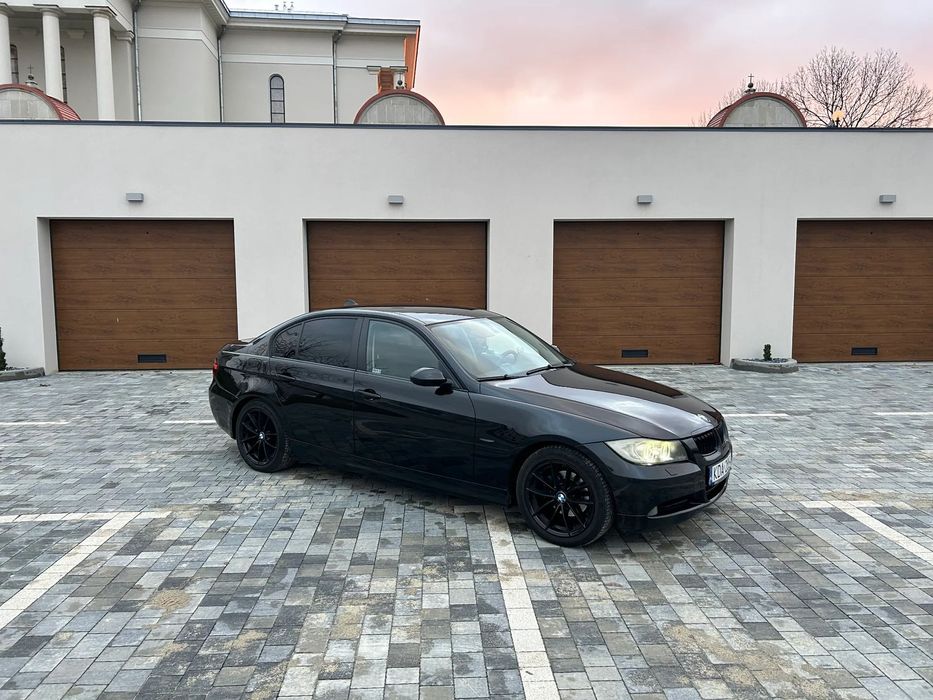 BMW Seria 3 BMW E90 320i 150KM – Dynamics + Advantage, Comfort