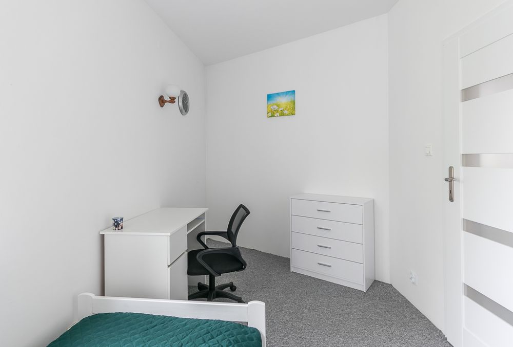 **Rooms close to the Bemowo metro station available from now**
