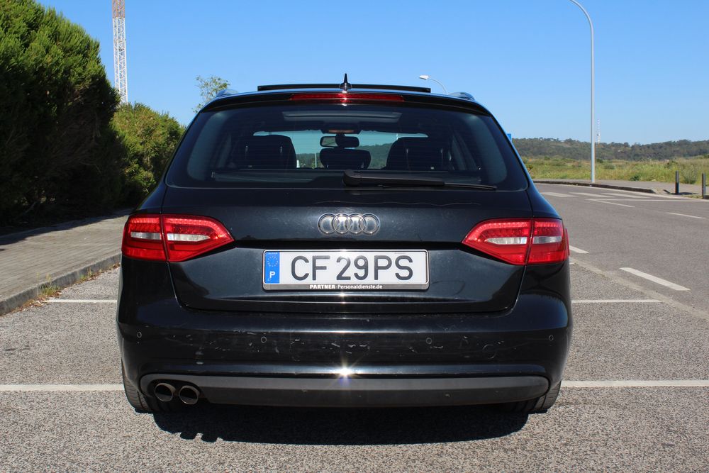 Audi A4 2.0 TDI 136cv 2012 Full extras | Automático | Teto panorâmico