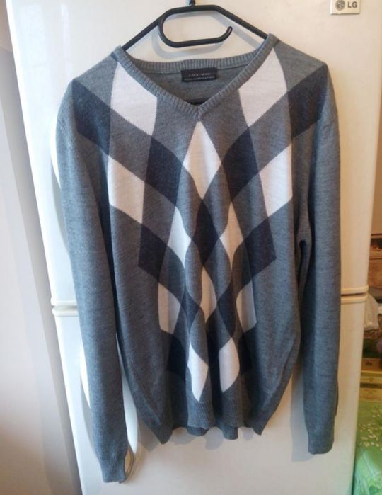 Светр  від  ZARA