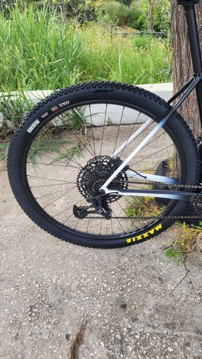BTT Cannondale F-Si Carbon 5 (Tam. L) | Fox 32 SC Remote | Maxxis Novos