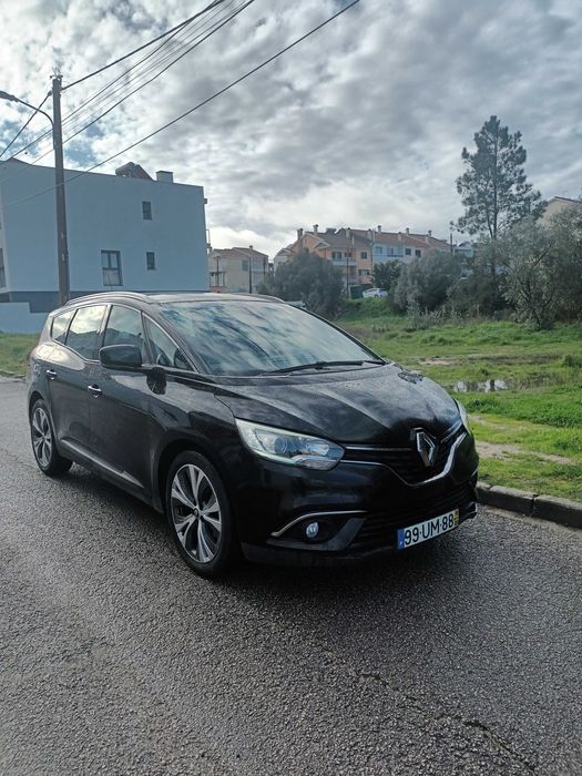 carro renault scenic