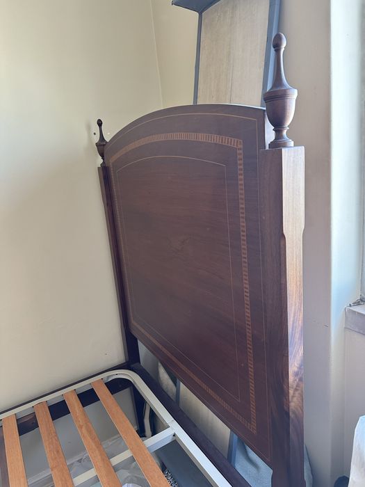 Cama de solteiro D. Maria