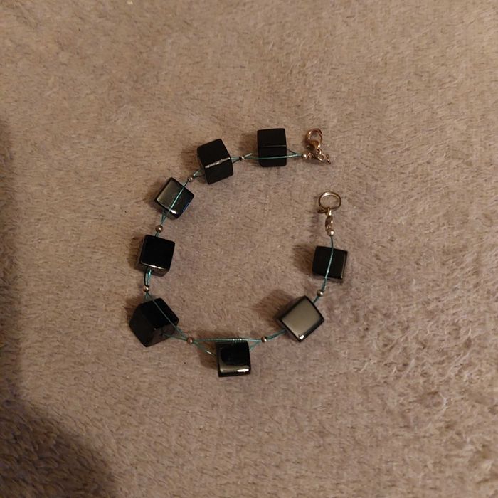 Bransoletka z kwadracikow