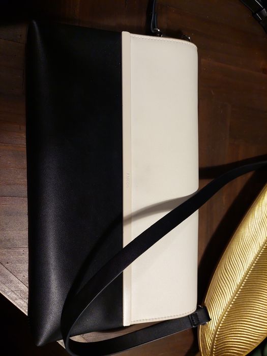 Czarno biała torebka Parfois