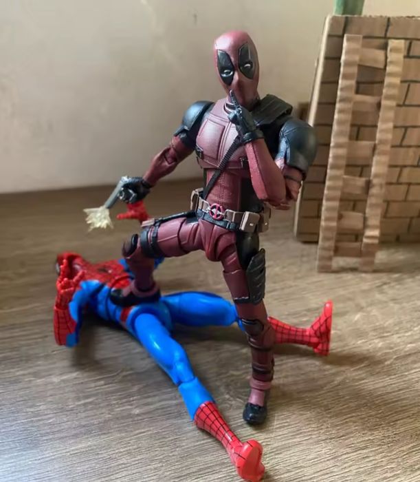 Іграшкова фігурка Deadpool-2