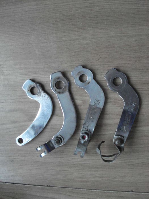 Uchwyt do piasty roweru.