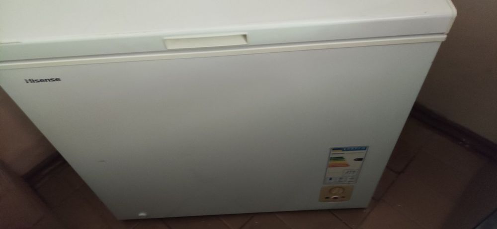 Холодильна камера Hisense