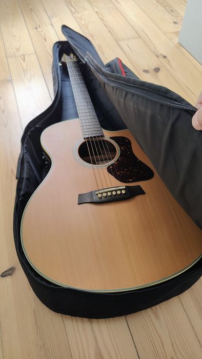 Guitarra Walden G630 CE 2012
