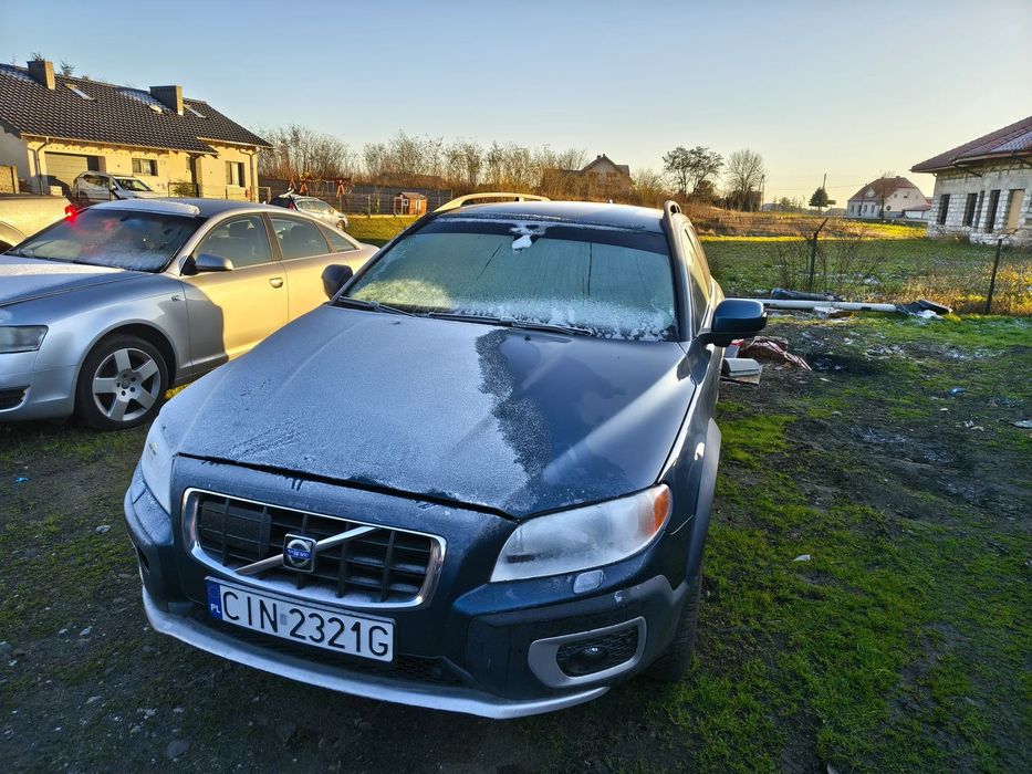 Volvo XC 70 Volvo XC70 D5 II - uszkodzony silnik