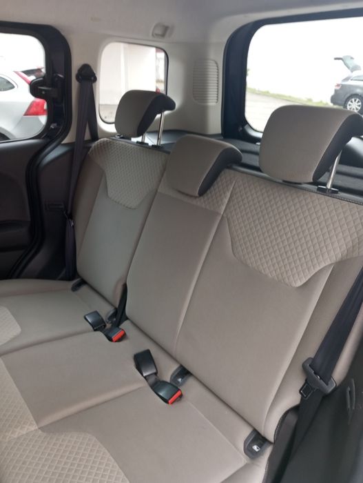 Ford Courier como nova