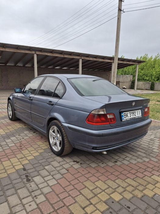 Продам машину BWM e46