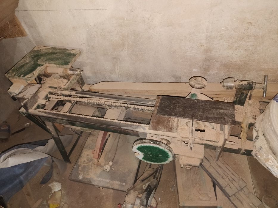 Tokarka do obróbki drewna