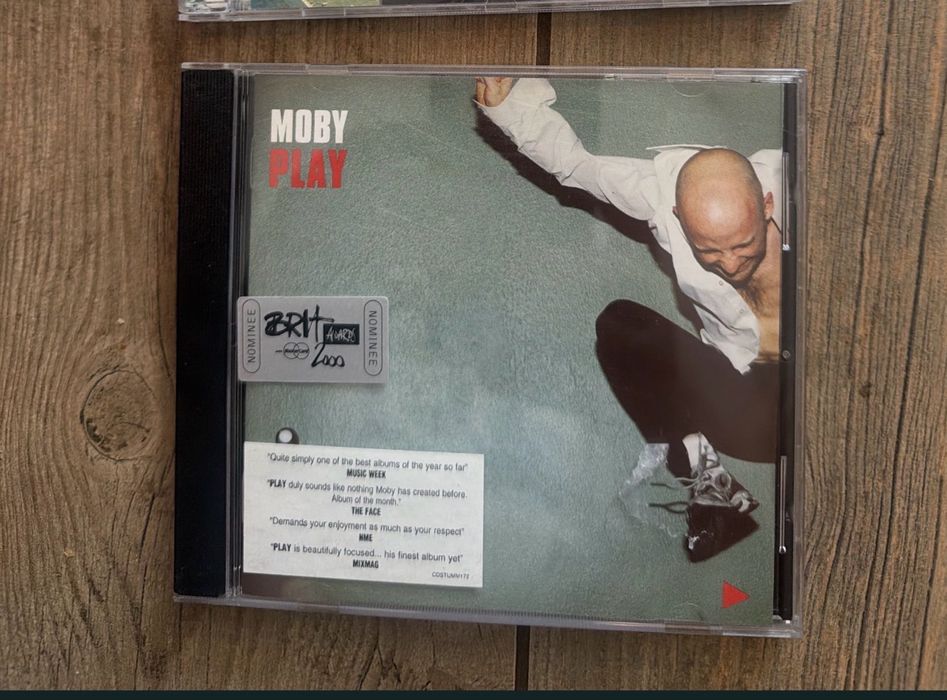 Rezerwacja 2 płyty CD oryginalne stan bdb cena za komplet