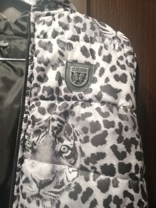 Kamizelka z kapturem