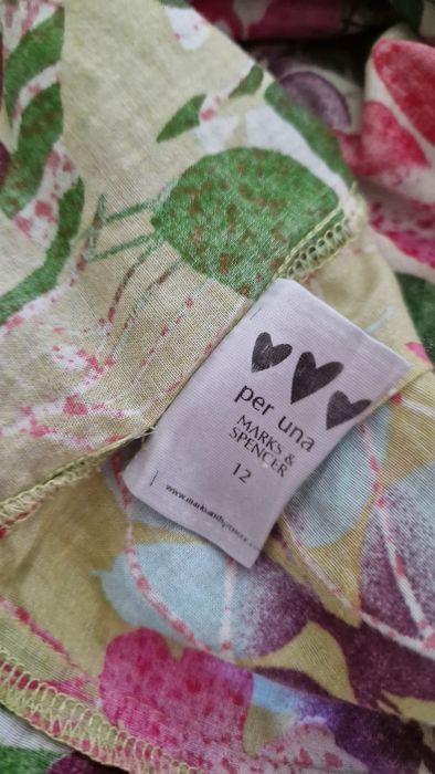 Energetyczna,kolorowa bluzeczka wiosna, lato 40. Marks&Spencer.