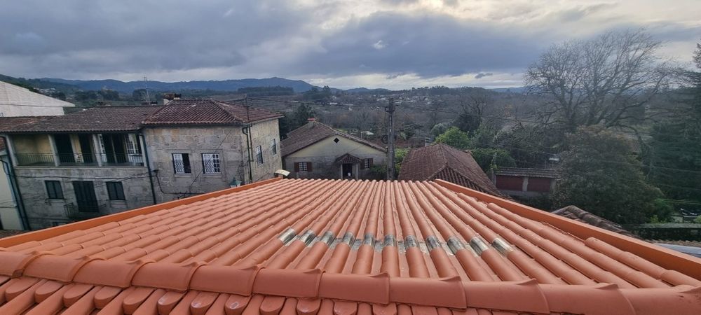 Serviços Manutenção Remodelações Pinturas Telhados etc