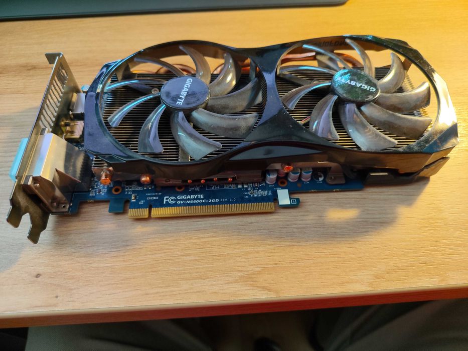 Karta graficzna Gigabyte GTX660 GV-N660OC-2GD