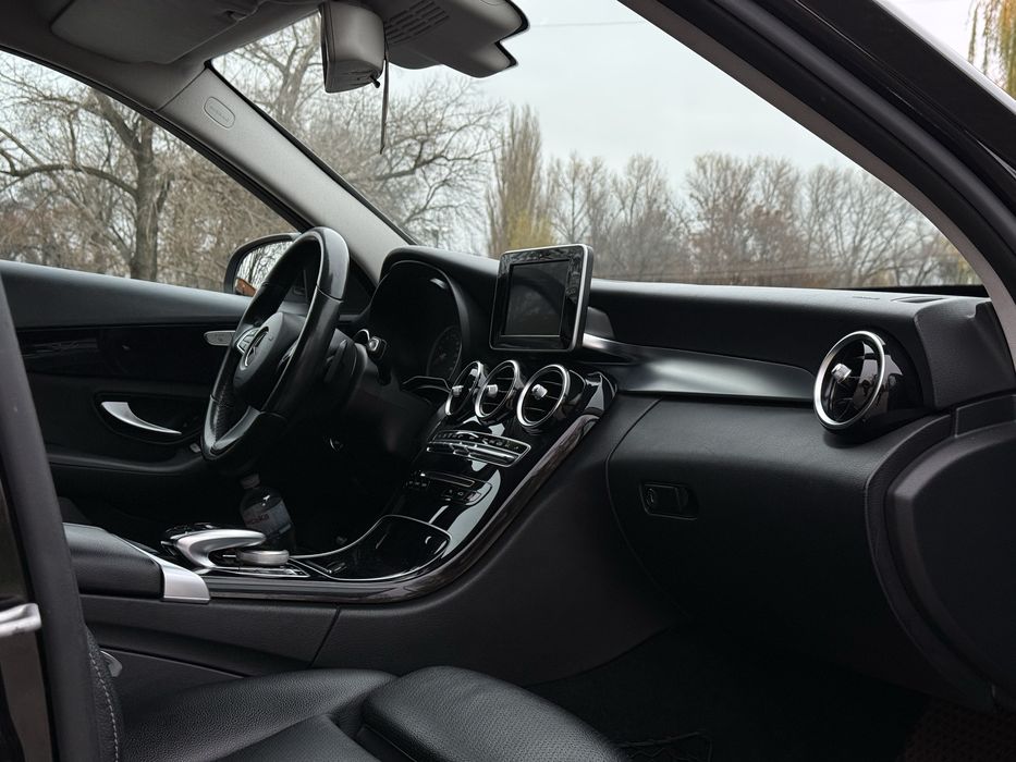 Mercedes-Benz C220d Состояние 10/10