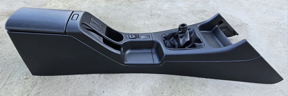 Центральна консоль subaru impreza wrx gda
