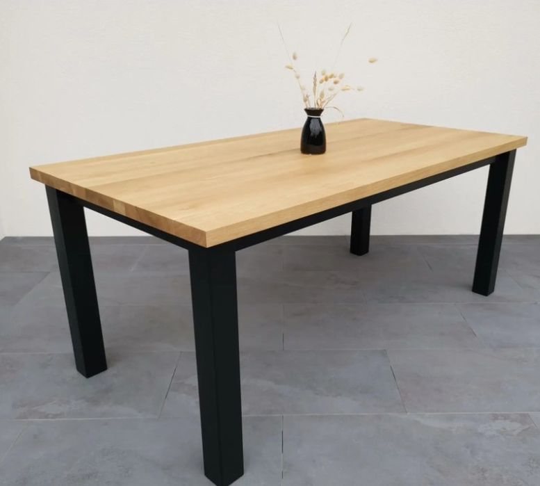 Meble, stoły loft. Nowoczesny salon, kuchnia.