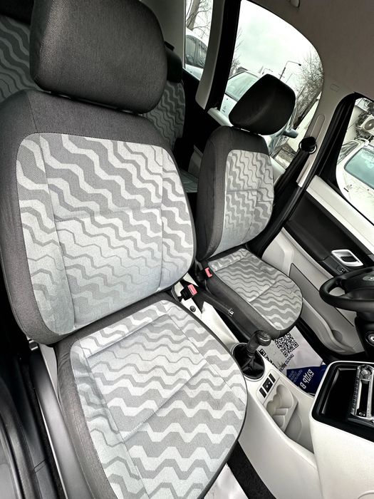 Продам Skoda Roomster 2007 рік можлива розстрочка, кредит, обмін!