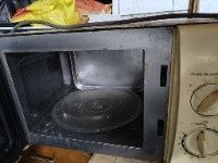 Microondas com grill, deixou de aquecer.