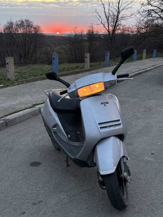 Хонда леад аф20(50сс)